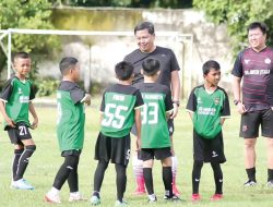 Wagub Steven Kandouw Instruksikan Dispora Perbanyak Kompetisi Sepak Bola Usia Dini