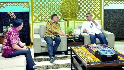 Gubernur Olly Dondokambey Antar Langsung Proposal Bantuan Rehab Rekon Bencana Sitaro