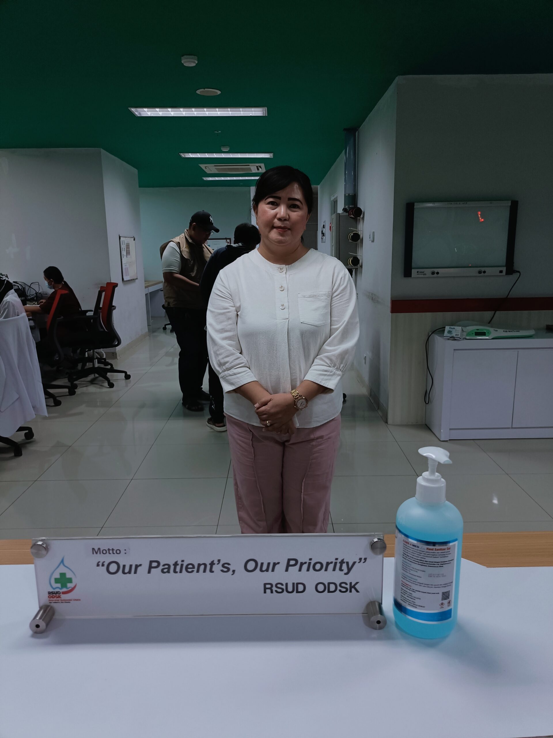 Direktur RSUD ODSK Prov Sulut dr. Lidya Evalien Tulus, M.Kes (Foto: Om Lole)