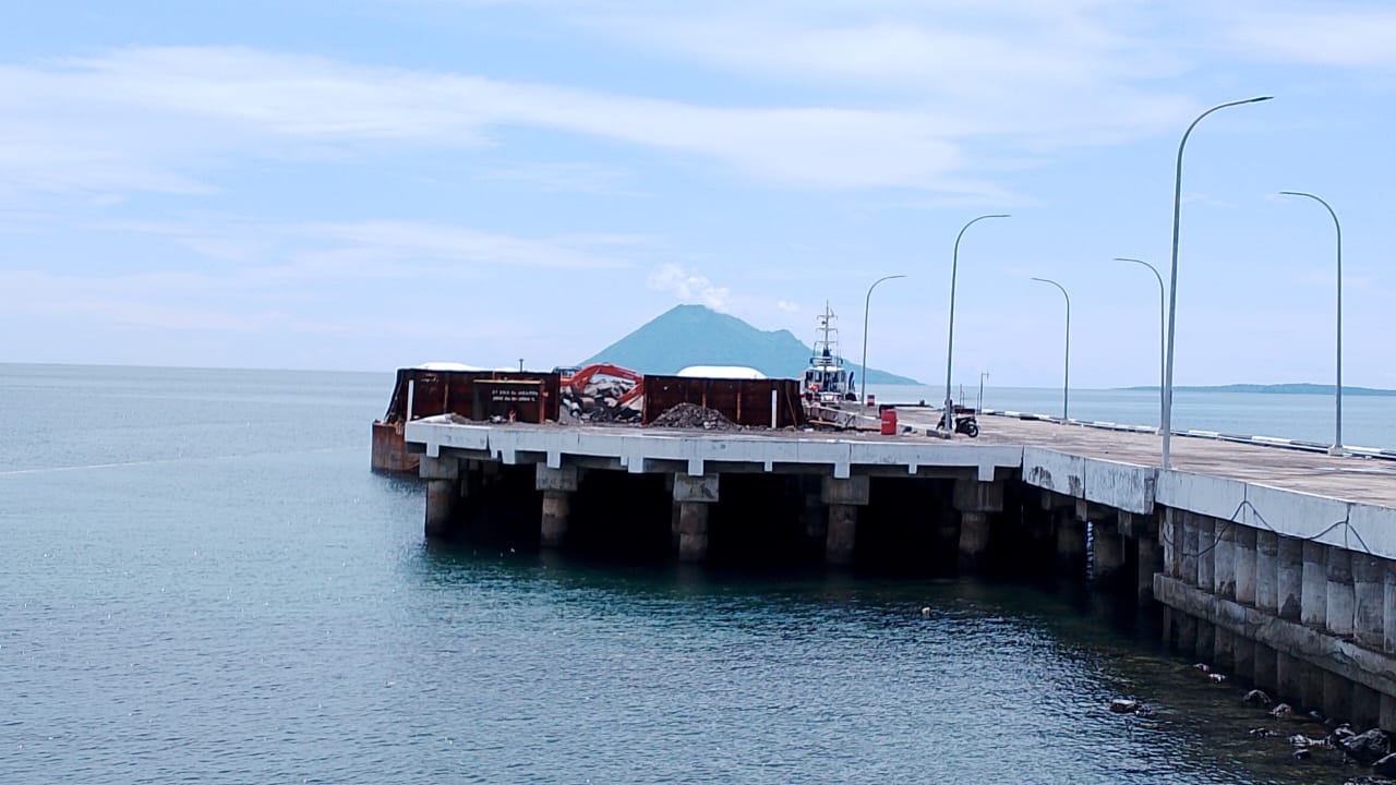 Pantauan : Dermaga Jetty Milik TNI Baik-Baik Saja, Hasil Investigasi GMPM Tidak Ada Aktivitas Yang Menyimpang Atau Melanggar. (Foto : Jhon Pade)