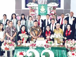 Gubernur Olly Rayakan Syukur HUT ke-23 Jemaat GMIM Victory Minanga Indah
