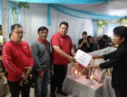 Pjs. Bupati Minsel Steven Liow Hadir di Rumah Duka Keluarga Nelwan-Sondak, Tegaskan Pentingnya Kebersamaan di Tengah Duka