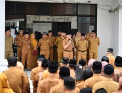 Sekda Iksan Pangalima Pimpin Apel, Tegaskan Disiplin dan Soliditas ASN Boltim